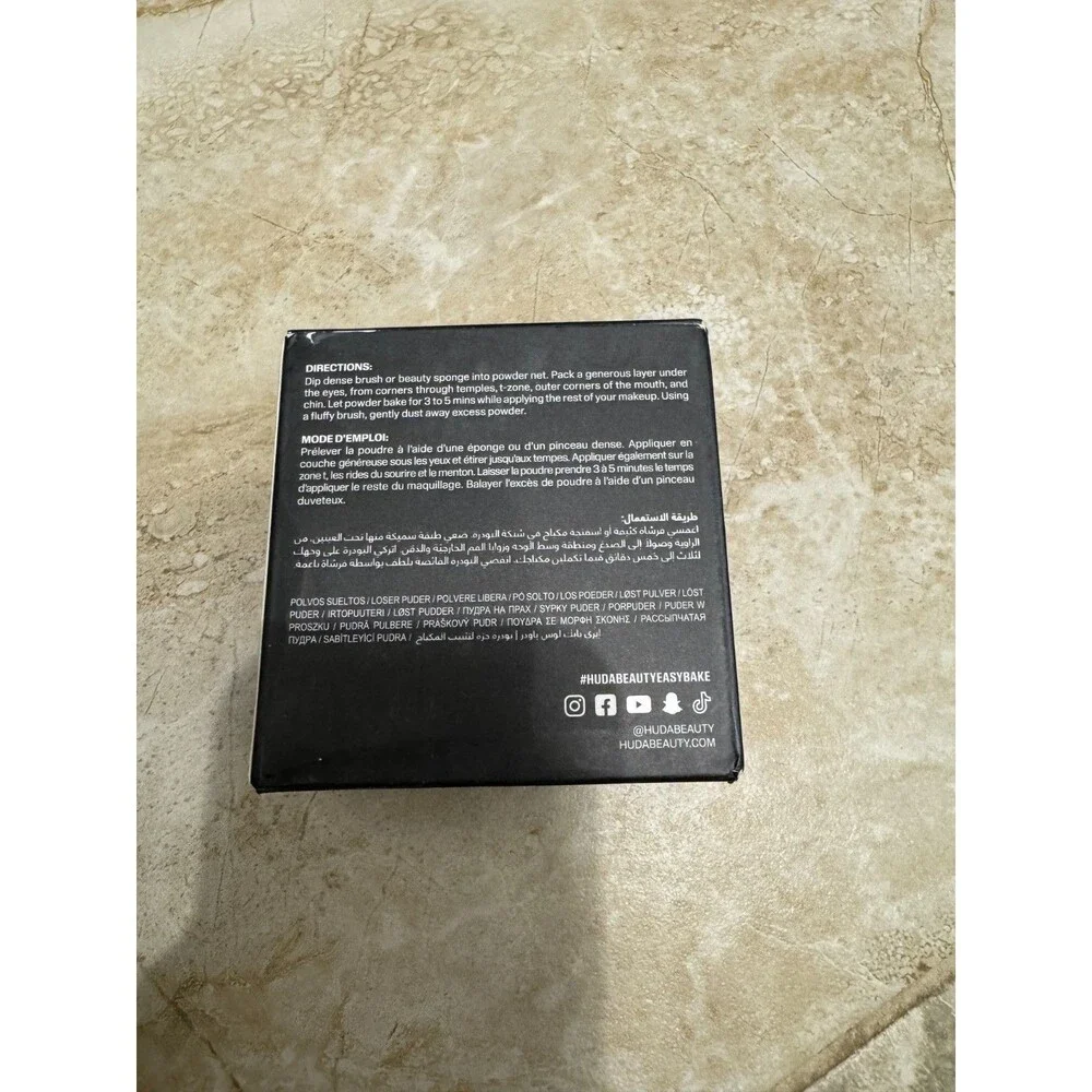 HUDA BEAUTY Easy Bake Loose Baking & Setting Powder Sugar Cookie New